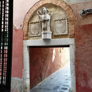casa-pergoletto.hotelinveneto.com/